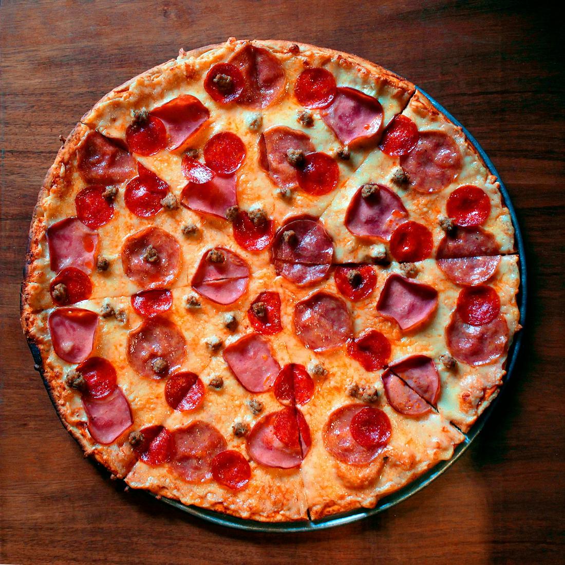 Pizza de calabresa
