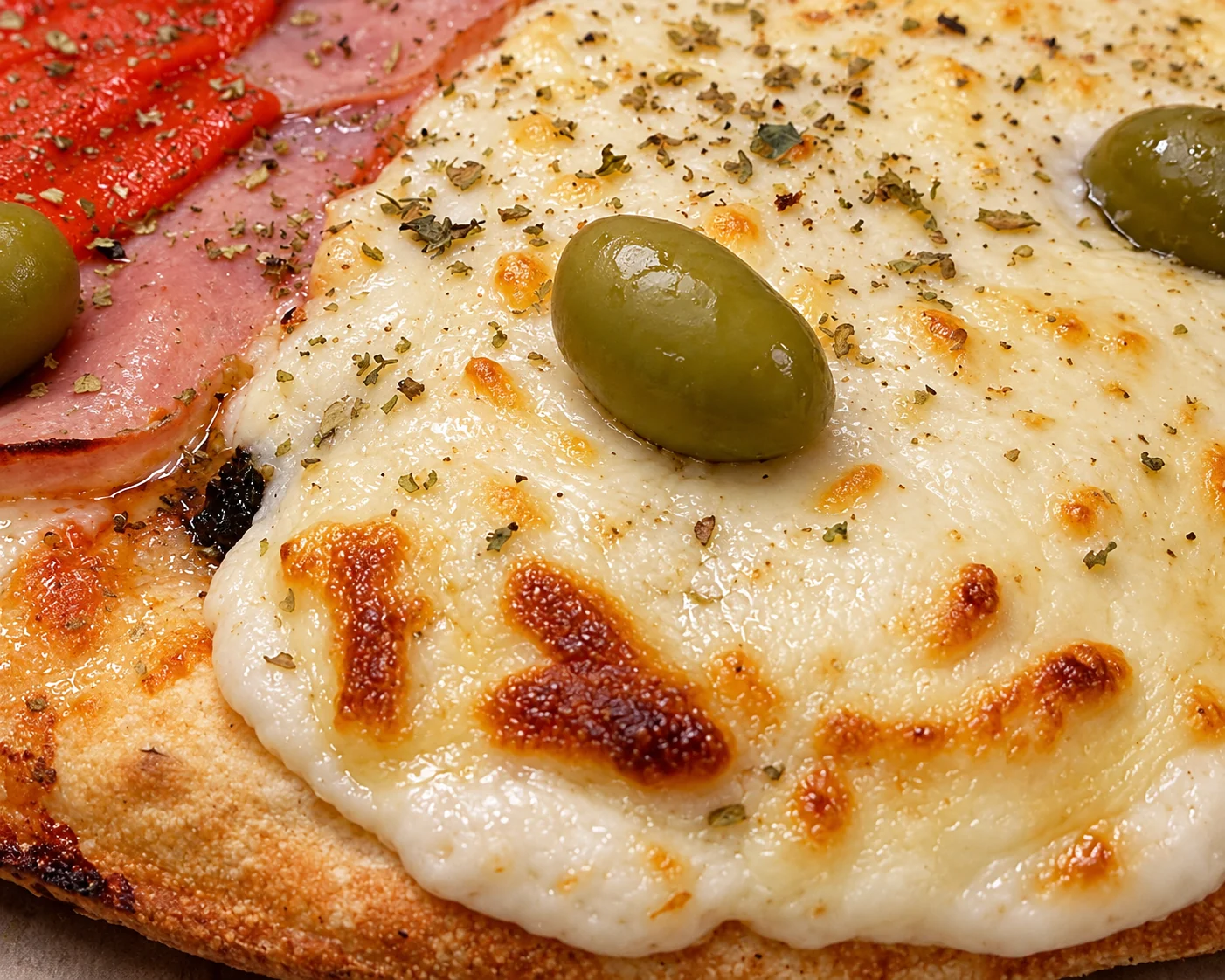 Pizza especial al molde con jamón, morrones y aceitunas — Lo de Diego Pizza, Quilmes Oeste